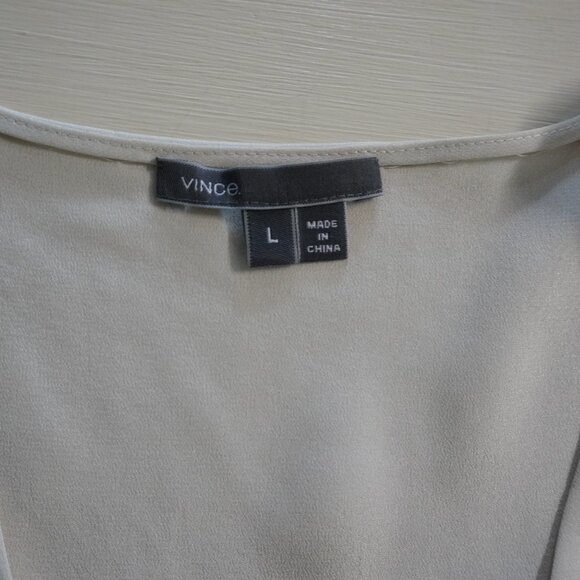 Vince. Laser cut Leather Paneled Silk Blouse Size Large - Picture 5 of 9